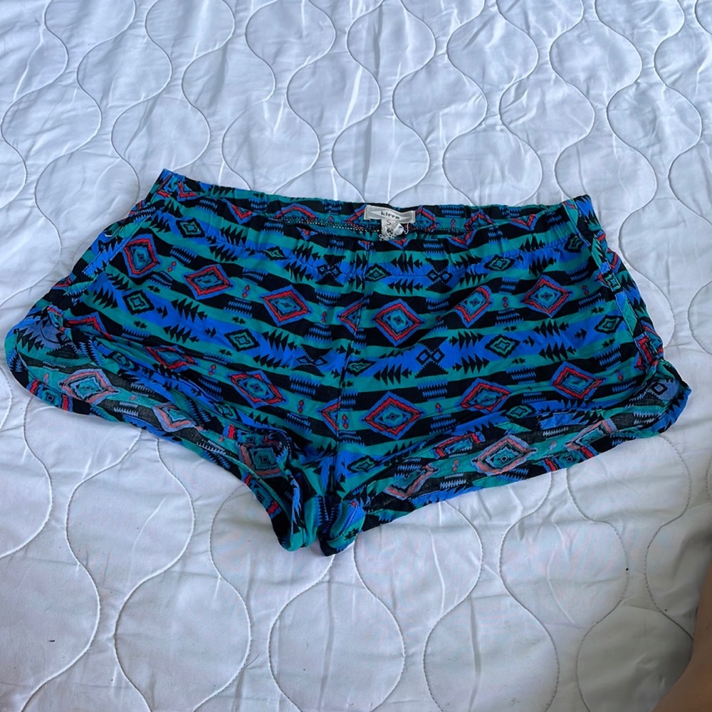 Aztec print lounge shorts